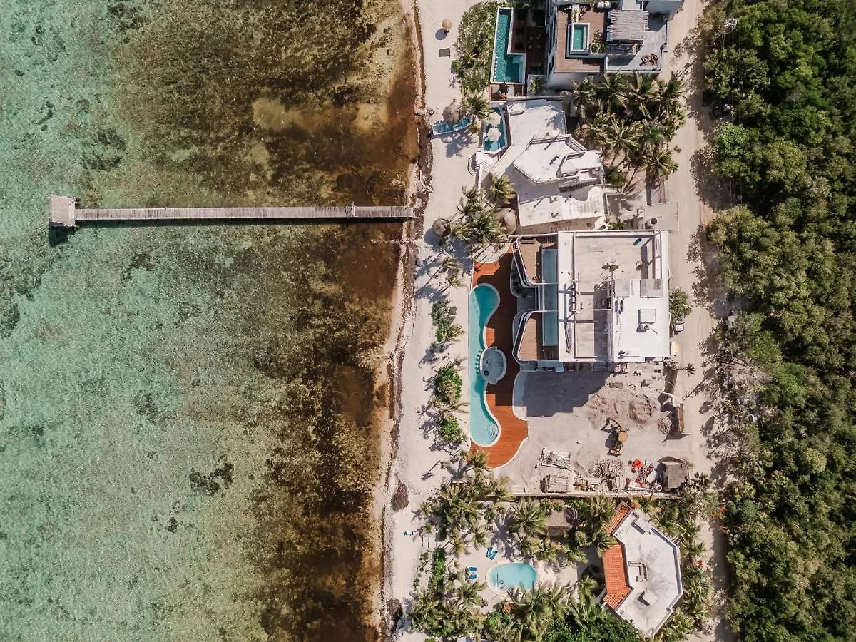 Tankah, Beachfront, Tulum Villa